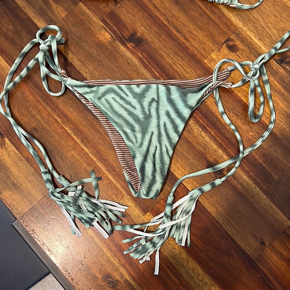 Acacia swimwear bikini bottom size S